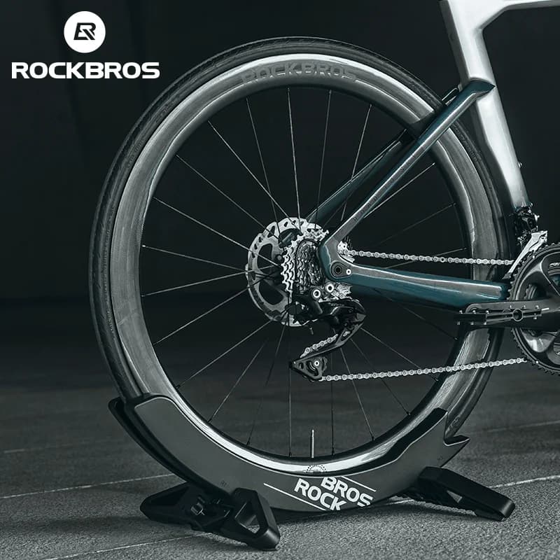 Support de vélo réglable pour stationnement et réparation intérieur